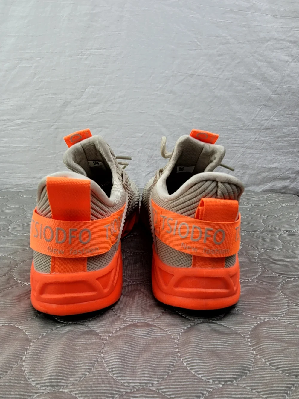 Men's Athletic Sneakers in Beige and Orange - Lightweight Performance